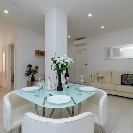 Tranquil 2 Bedroom *