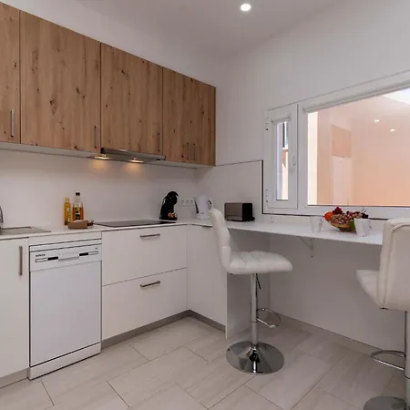 Tranquil 2 Bedroom Appartamento